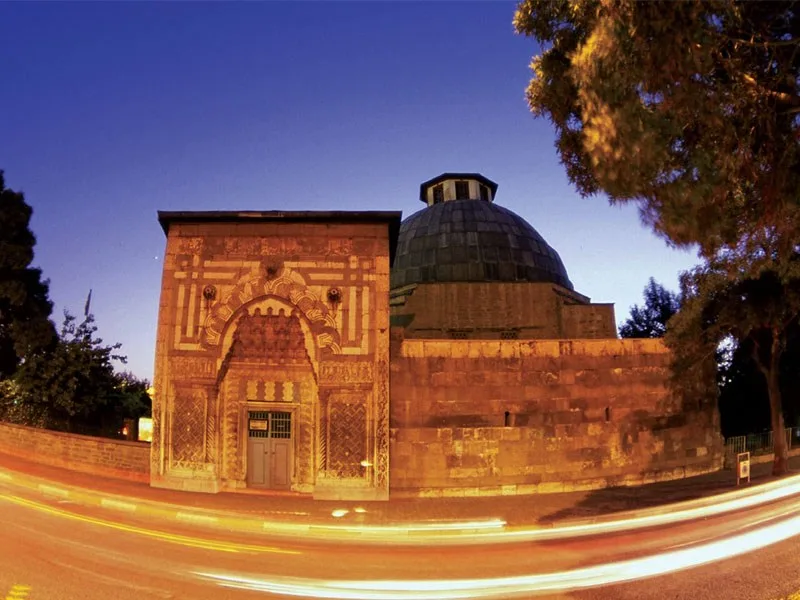 KARATAY ÇİNİ ESERLER MÜZESİ