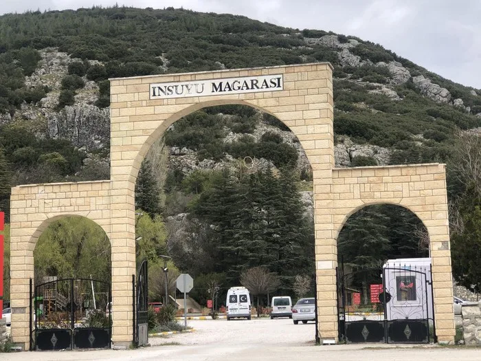 İNSUYU MAĞRASI