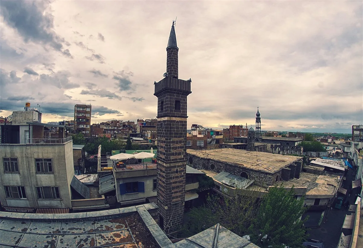 Şeyh Matar (Dört Ayaklı Minare) Camii