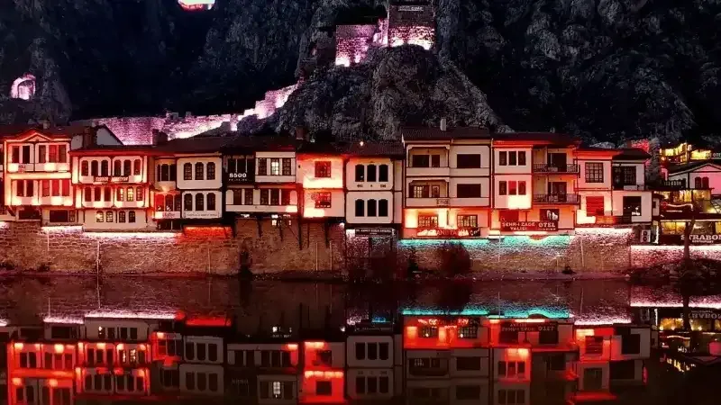 Amasya Yalıboyu Evleri