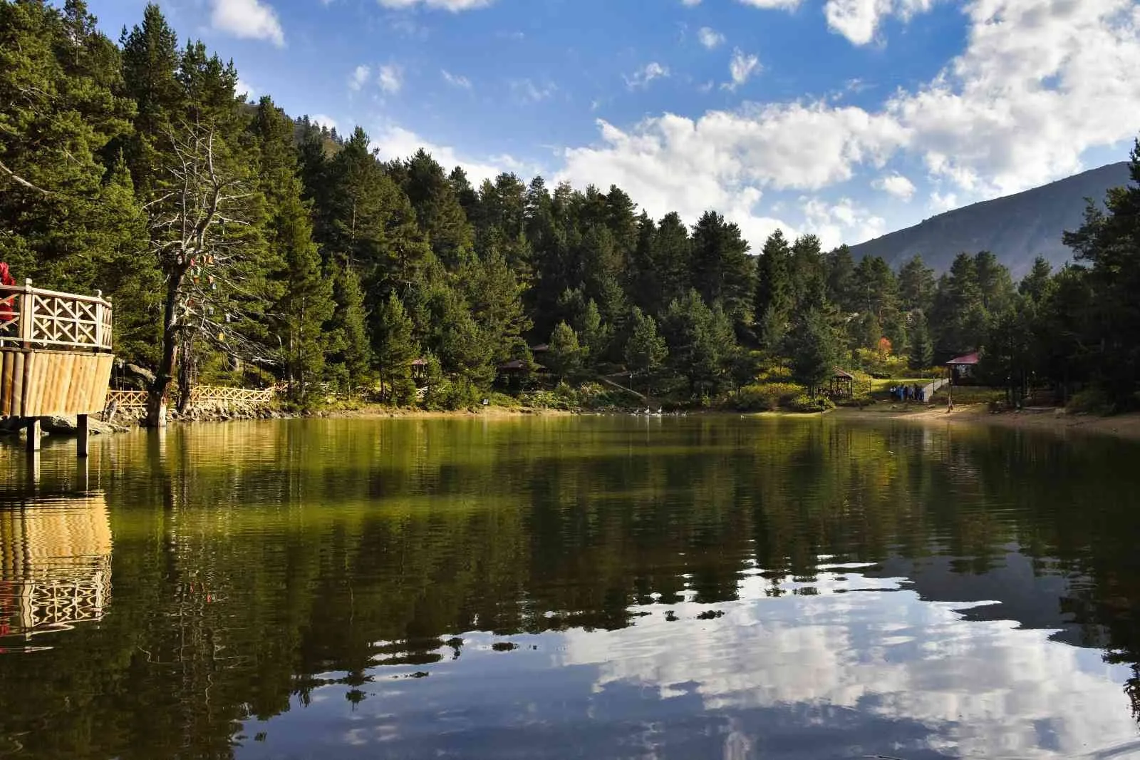 Limni Gölü Tabiat Parkı