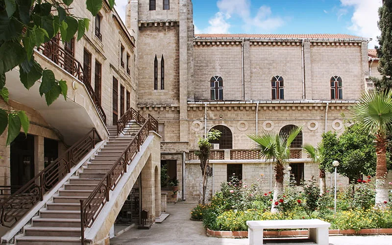 AZİZ ANTUAN LATİN KATOLİK KİLİSESİ